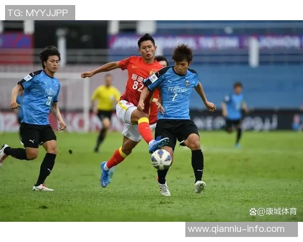 川崎先锋与鹿岛鹿角的激烈对决揭示日职联冠军争夺战的关键时刻